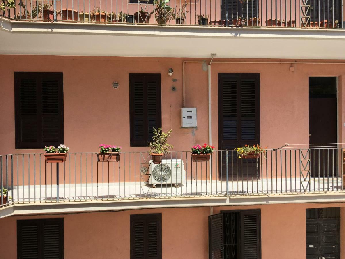 A Casa Di Clara Lägenhet Syrakusa Exteriör bild